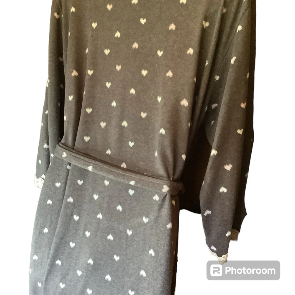 Laura Ashley Robe - Picture 4 of 9